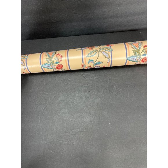 Vintage Prepasted Strippable Double Roll C&A Wallcoverings Inc. Shabby Chic Pink - Picture 3 of 9